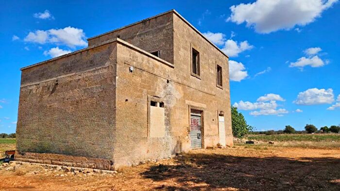 Casa con 6 locali in vendita in Sp, Nardo'