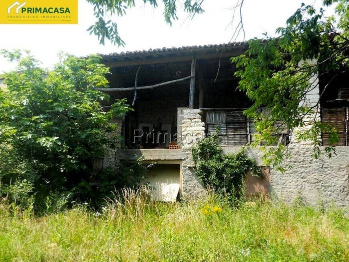 Casa trilocale in vendita in Piazza Marconi, Castagné, Mezzane di Sotto
