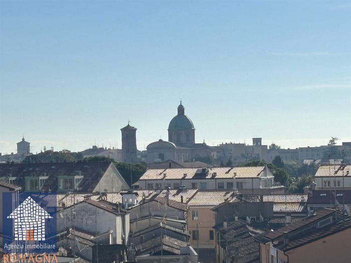 Casa con 5 locali in vendita in Vicoli Redentore, Ravenna