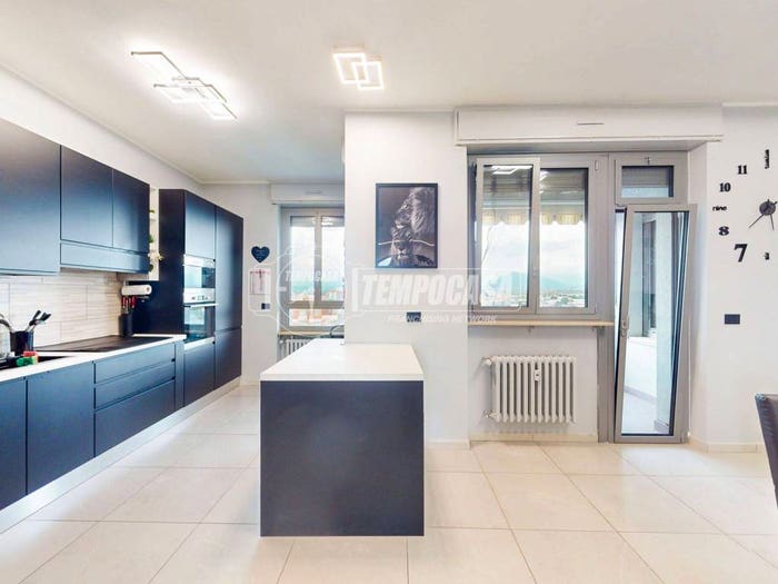 Appartamento quadrilocale in vendita in Via MIRAFIORI A, Centro, Beinasco