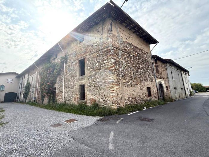 Casa con 6 locali in vendita in Via Colombere, Centro, Palazzolo sull'Oglio