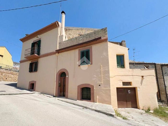 Casa con 6 locali in vendita in Via Asilo, Centro, Mozzagrogna