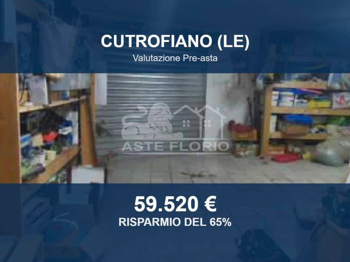 Appartamento con 6 locali in vendita in Via Villafranca b, Cutrofiano