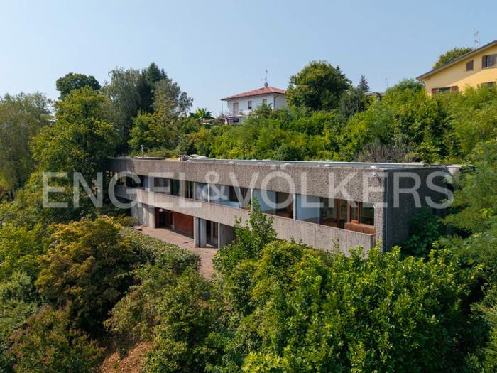 Casa con 6 locali in vendita in Via Giosuè Carducci, Centro, Appiano Gentile