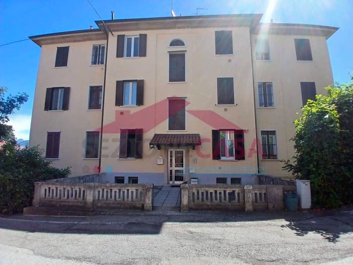 Appartamento trilocale in vendita in Via Galileo Galilei, Centro, Lurago d'Erba