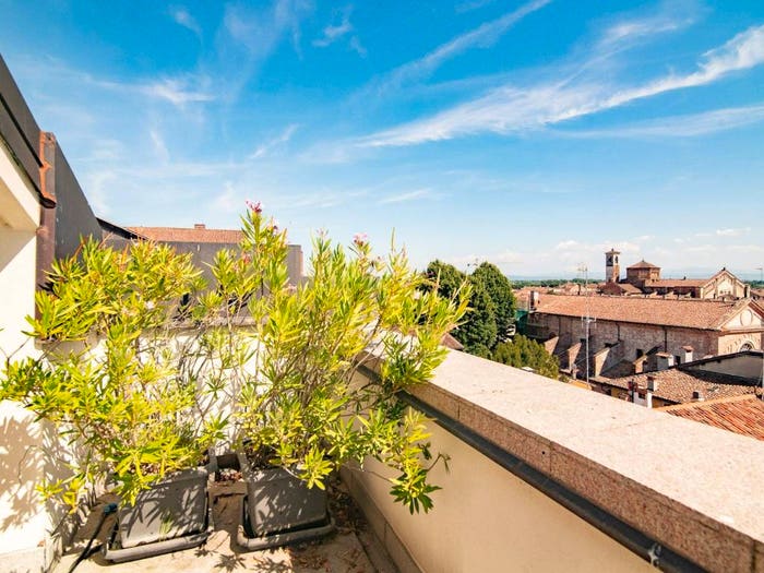 Appartamento trilocale in vendita in Via Siro Comi, Centro Storico, Pavia