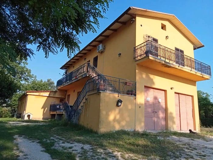Casa con 6 locali in vendita in Via Pole, Bellaria Pole Petriccio, Acqualagna