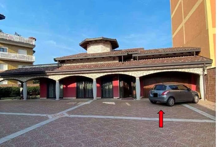 Appartamento trilocale in vendita in Via Giuseppe Garibaldi, Centro, Garbagnate Milanese