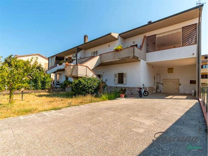 Appartamento quadrilocale in vendita in Via Marconi, Bagno Di Gavorrano, Gavorrano
