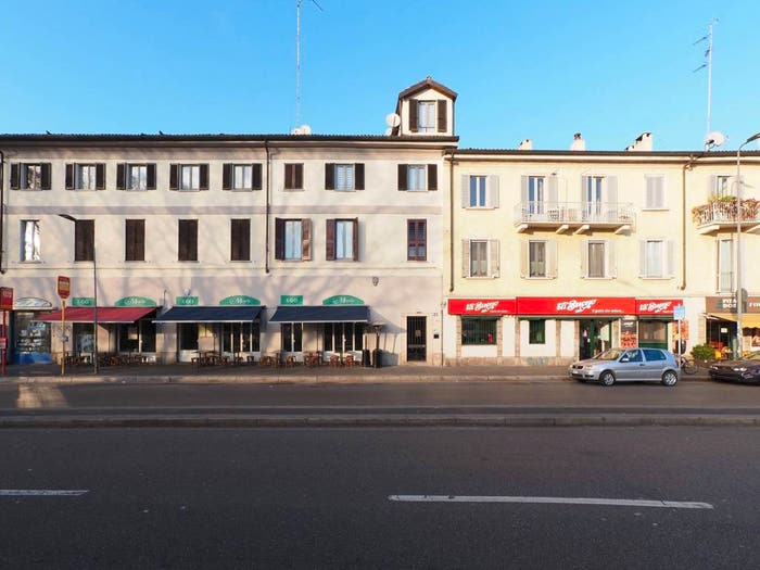 Appartamento trilocale in vendita in Piazza Maggio, Ticinese, Milano