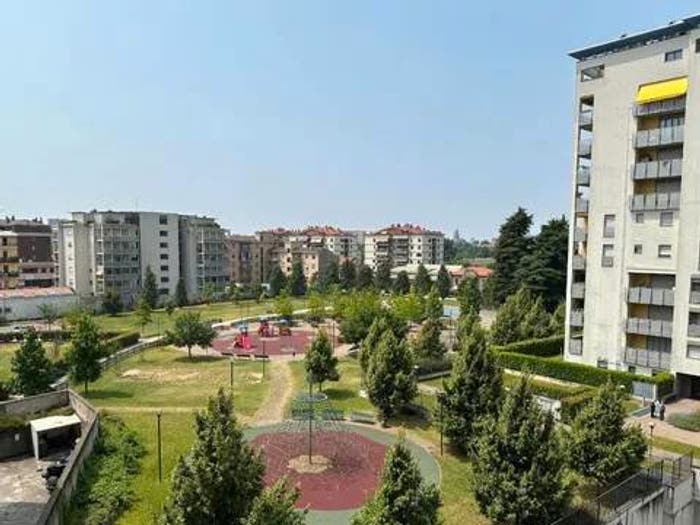 Appartamento bilocale in vendita in Via Pesaro, Bruzzano, Milano