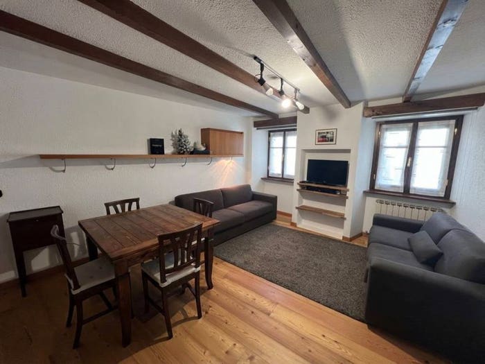 Appartamento bilocale in vendita in Via Beniamino Donzelli, Centro, Courmayeur