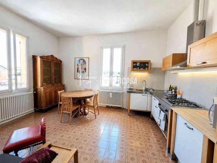 Appartamento trilocale in vendita in Via Agucchi, Santa Viola, Bologna