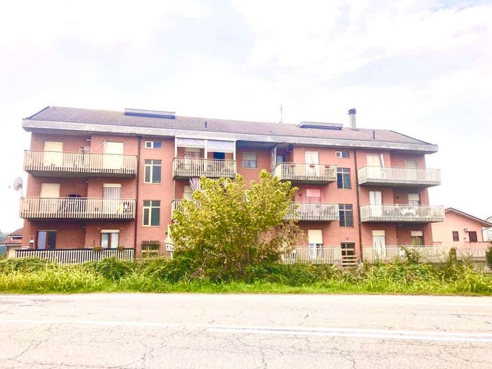 Appartamento quadrilocale in vendita in Via Carmagnola, Centro, Poirino