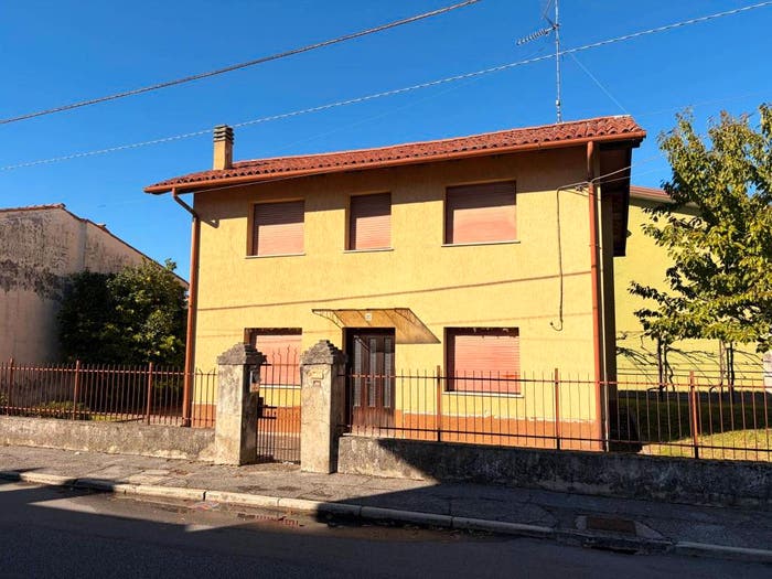 Casa trilocale in vendita in Via Roma, Centro, Sagrado