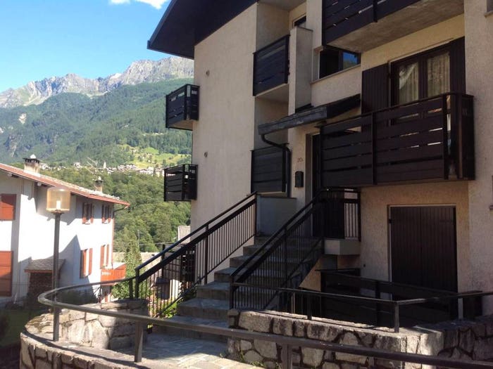 Appartamento bilocale in vendita in Via V Alpini, Centro, Chiesa in Valmalenco