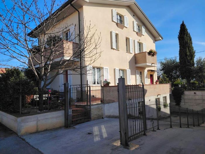 Casa con 6 locali in vendita in Via Delle Fonti, Tordandrea Castelnuovo, Assisi