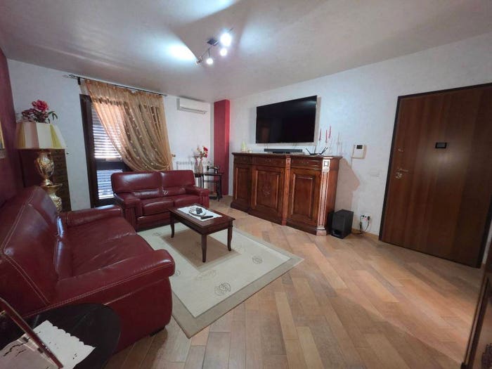 Casa quadrilocale in vendita in Via Isabella del Balzo, Copertino