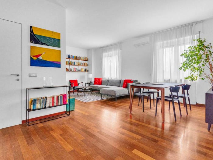 Appartamento quadrilocale in vendita in Via Carlo Alberto Pisani Dossi, Quartiere Feltre, Milano