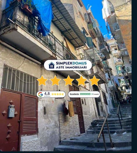 Appartamento con 5 locali in vendita in Gradini Cinesi, Sanità, Napoli