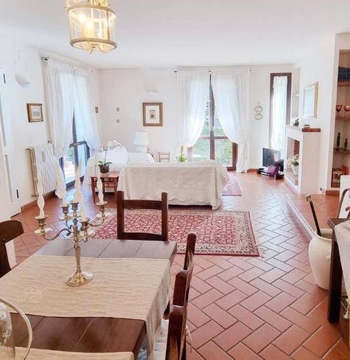 Casa con 6 locali in vendita in Via Giotto, Centro, Ponsacco