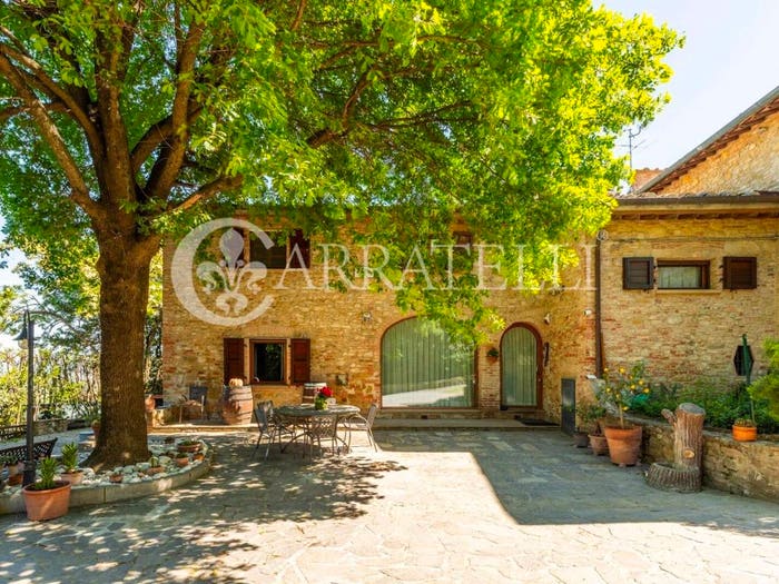 Casa con 6 locali in vendita in Via Santa Maria a Chianni, Gambassi Terme