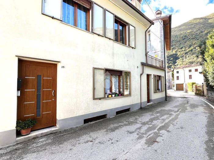 Casa bilocale in vendita in Via villa, Campese, Bassano del Grappa