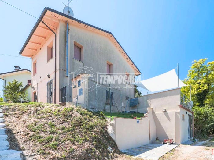 Appartamento monolocale in vendita in Via Serra di Sotto, Montefiore Conca