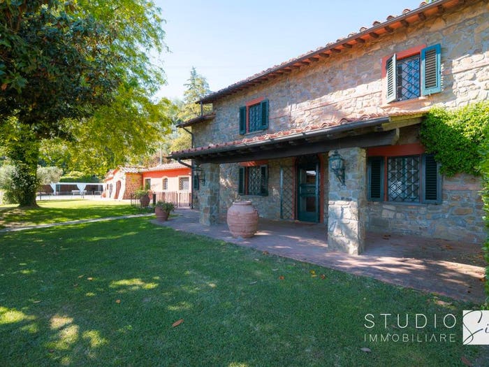 Casa con 6 locali in vendita in Via di Riaffrico, MontecatiniTerme