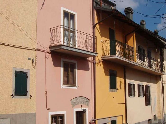 Appartamento con 5 locali in vendita in via giovannetti, Centro, Pievepelago