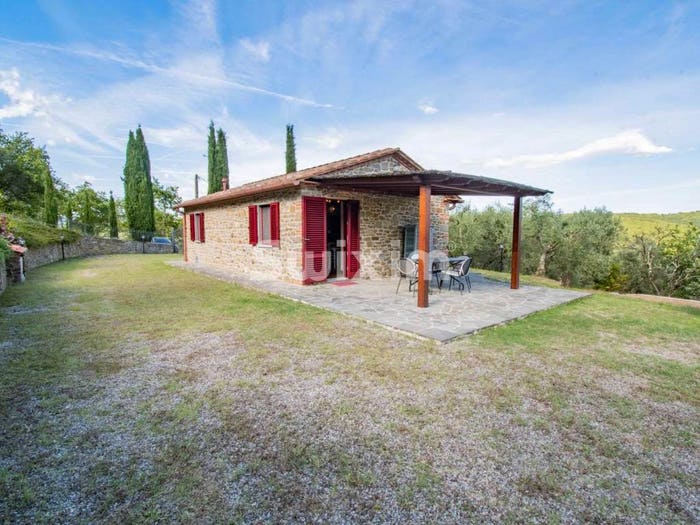 Casa bilocale in vendita in Bucine