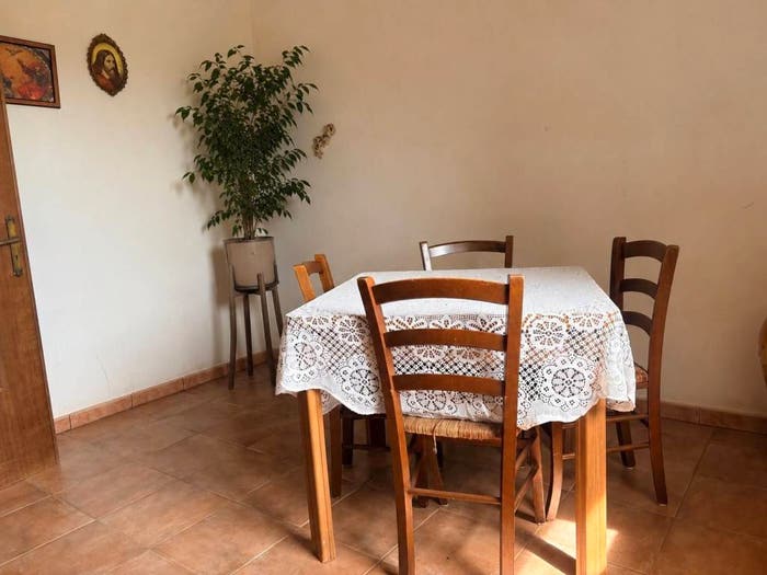 Casa con 6 locali in vendita in Contrada Marziotta, Palagiano