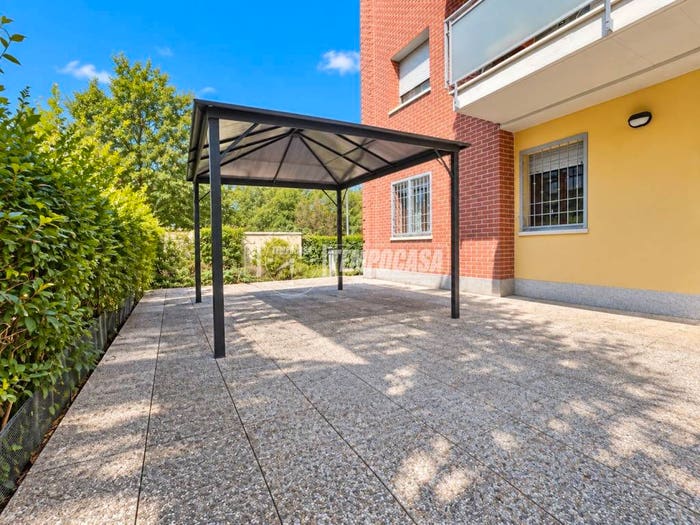 Appartamento trilocale in vendita in Via Mar Ligure, Crocetta, Modena