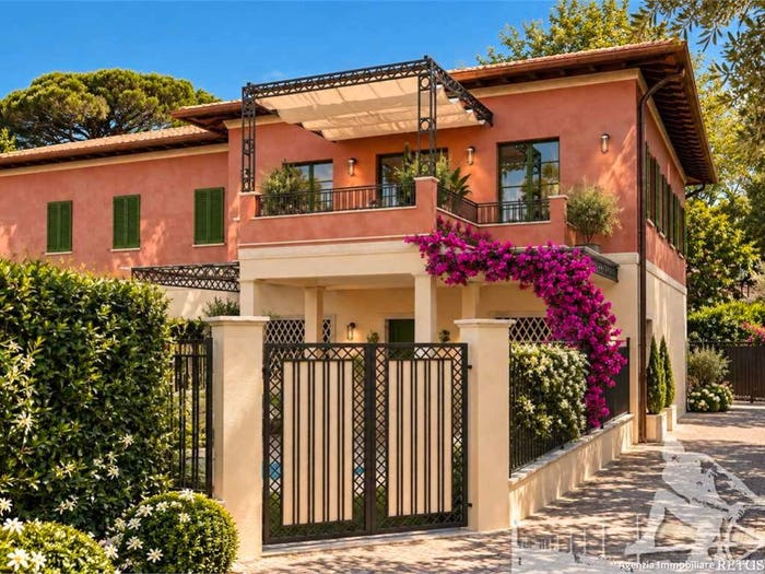 Casa con 6 locali in vendita in Centro, Forte dei Marmi