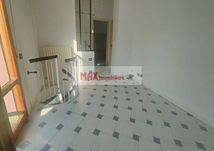 Appartamento quadrilocale in vendita in Vallefoglia