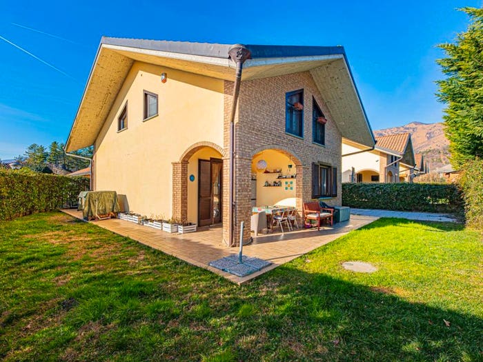 Casa con 6 locali in vendita in Via San Gillio, Centro, Givoletto
