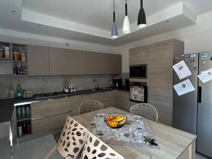 Appartamento con 6 locali in vendita in Via Dei Mille, Centro, Noto