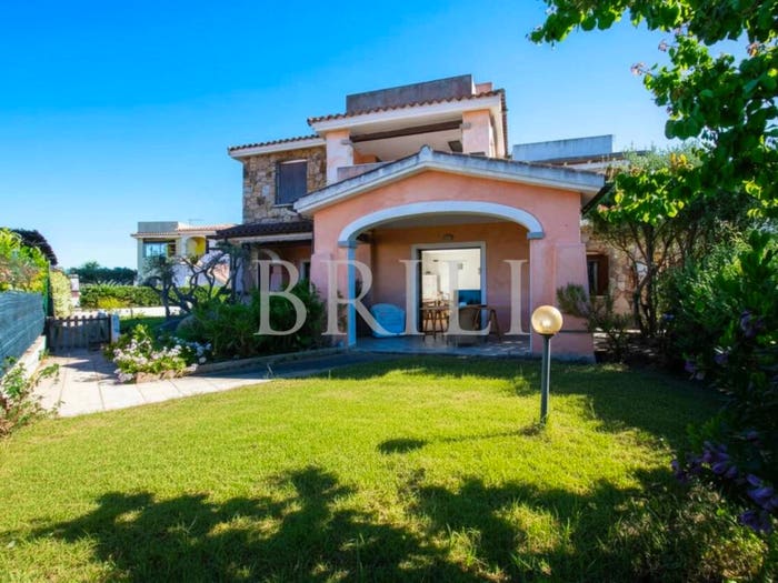 Appartamento trilocale in vendita in Via Monte Contros, Porto San Paolo, Loiri Porto San Paolo