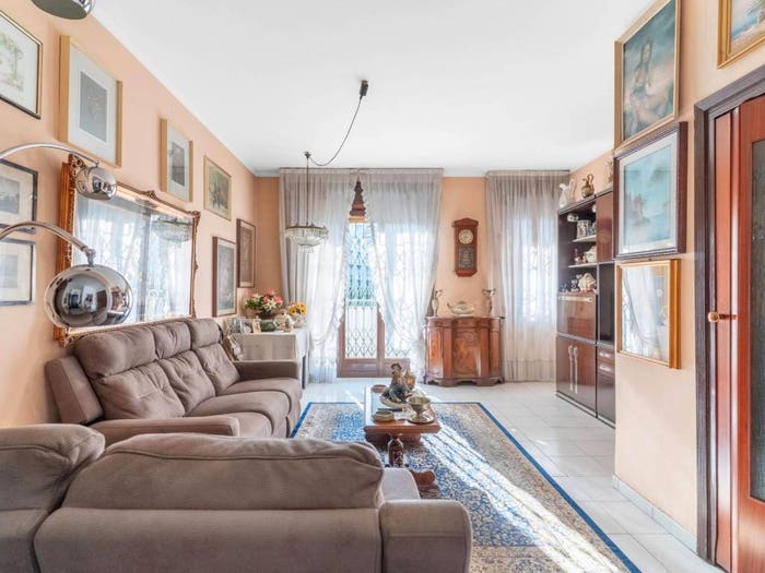 Appartamento quadrilocale in vendita in Via Adeodato Ressi, Maggiolina, Milano