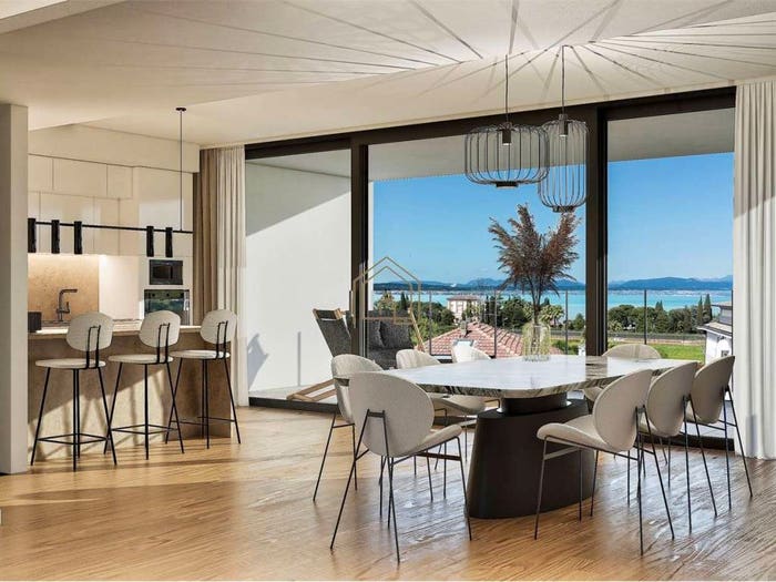 Casa quadrilocale in vendita in Via Silla, Rivoltella, Desenzano del Garda