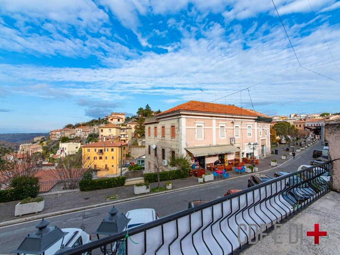 Appartamento quadrilocale in vendita in Via San Martino, Centro, Poggio Moiano
