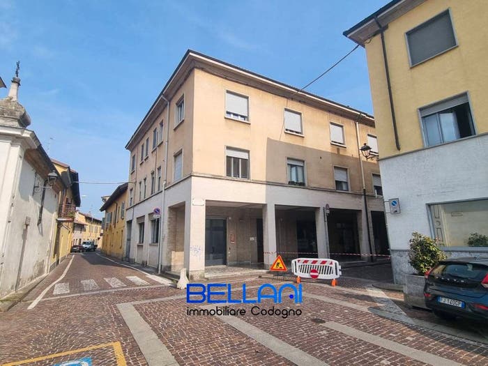 Appartamento trilocale in vendita in Via Serrati, Centro, Codogno