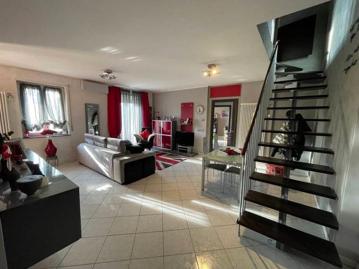 Appartamento con 5 locali in vendita in Casalbagliano, Alessandria