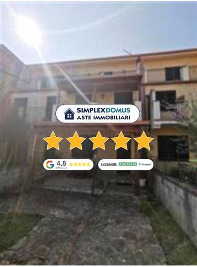 Casa con 6 locali in vendita in via santo spirito, Centro, Patti