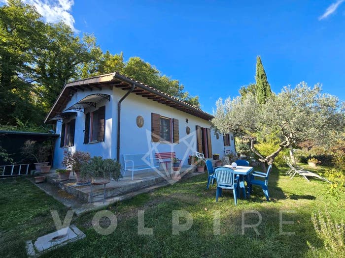 Casa quadrilocale in vendita in Via Sant'Antonio, Bevagna