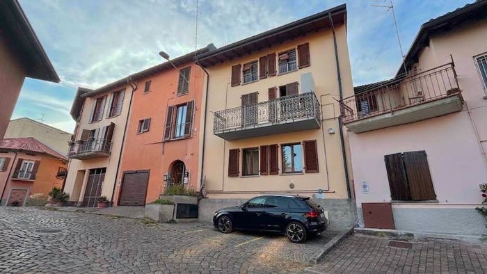 Casa trilocale in vendita in VIA MONSIGNOR CATTANEO, Carvico