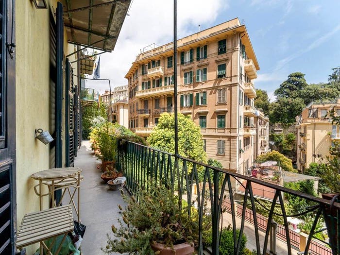 Appartamento con 6 locali in vendita in Via Assarotti, Manin, Genova