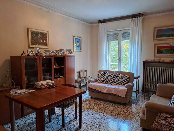 Appartamento quadrilocale in vendita in Via Enza, Montanara Cinghio, Parma