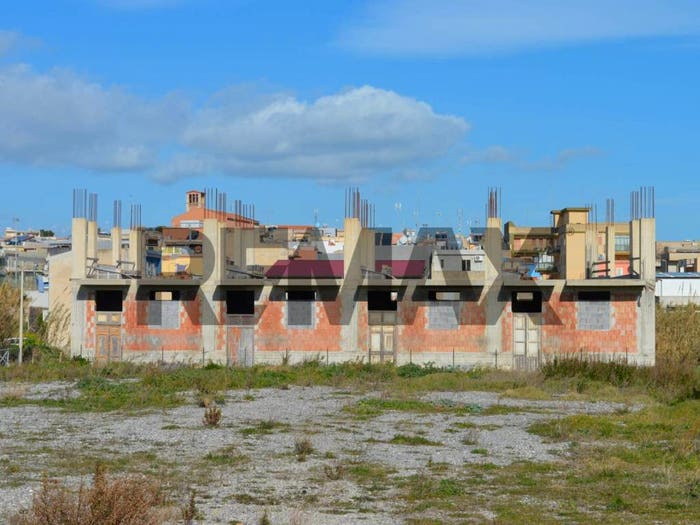 Casa con 6 locali in vendita in Via Geraci, Pachino