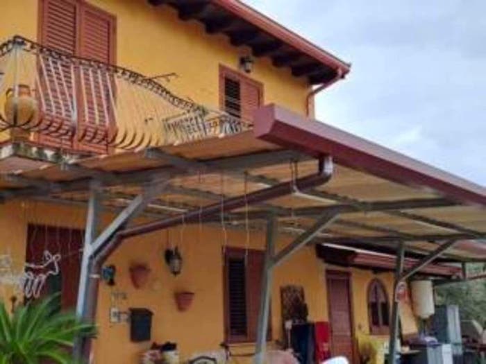 Casa quadrilocale in vendita in Via Onorevole Luigi Fulci, San Pietro Santa Maria delle Grazie, Milazzo